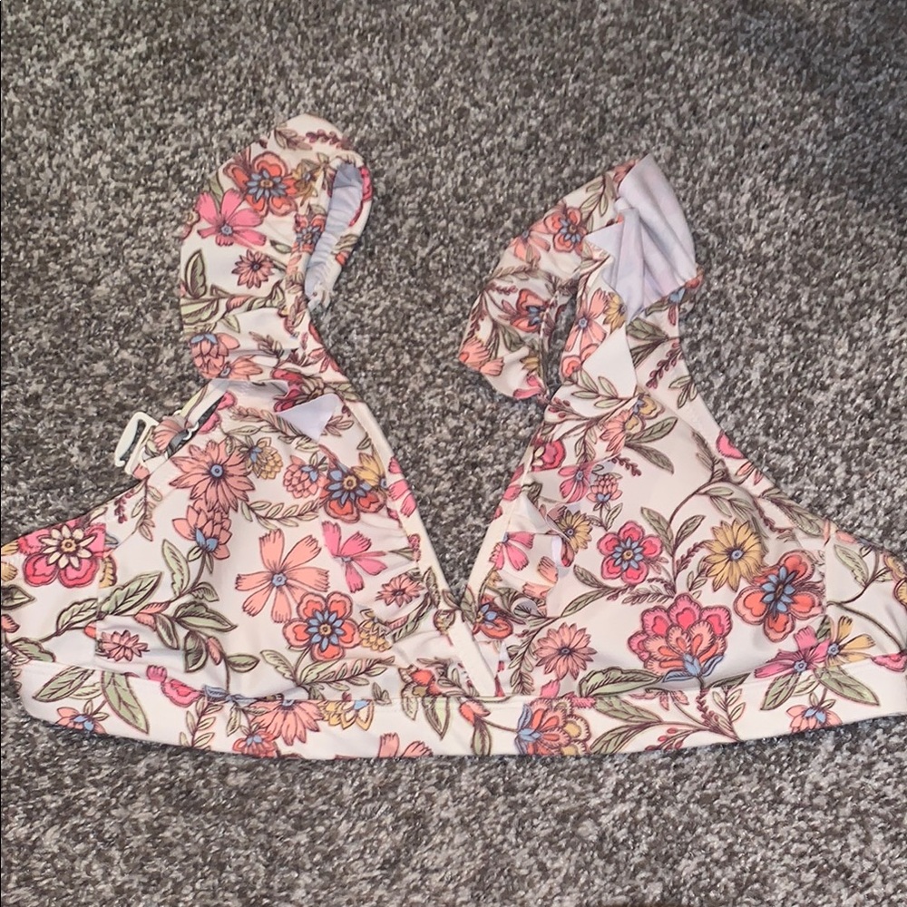 Old Navy Floral Tank Top with Ruffle Sleeves